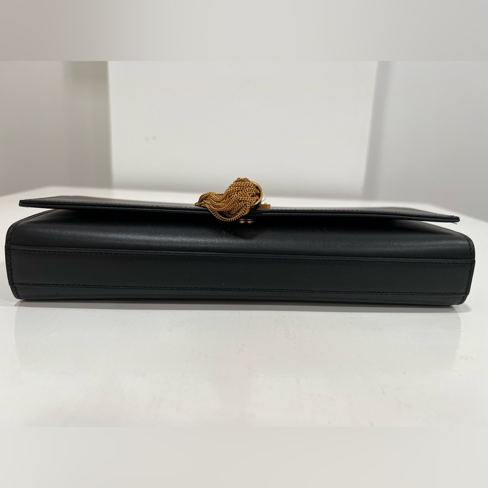 SAINT LAURENT Kate tassel-detail leather clutch bag - Picture 7 of 14